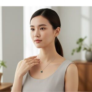 💚 Minimalist Green Onyx Solitaire Pendant Necklace